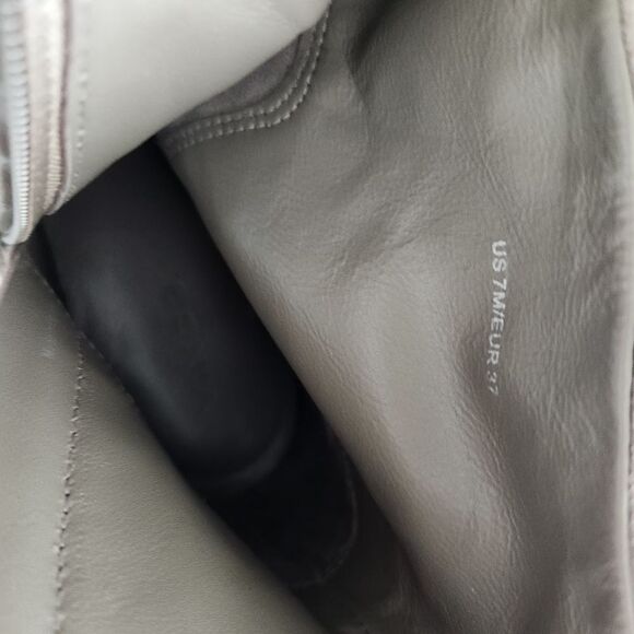 Vince Hilda  Gray Suede Ankle Boots Size 7 - Picture 8 of 8